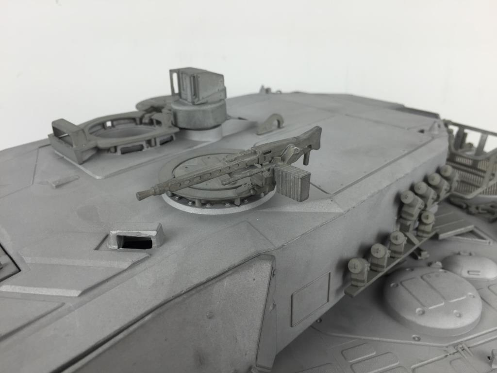 آلة توكان-معدنية بندقية نموذج  - مراجعة Rc Hobby Tank وسعره